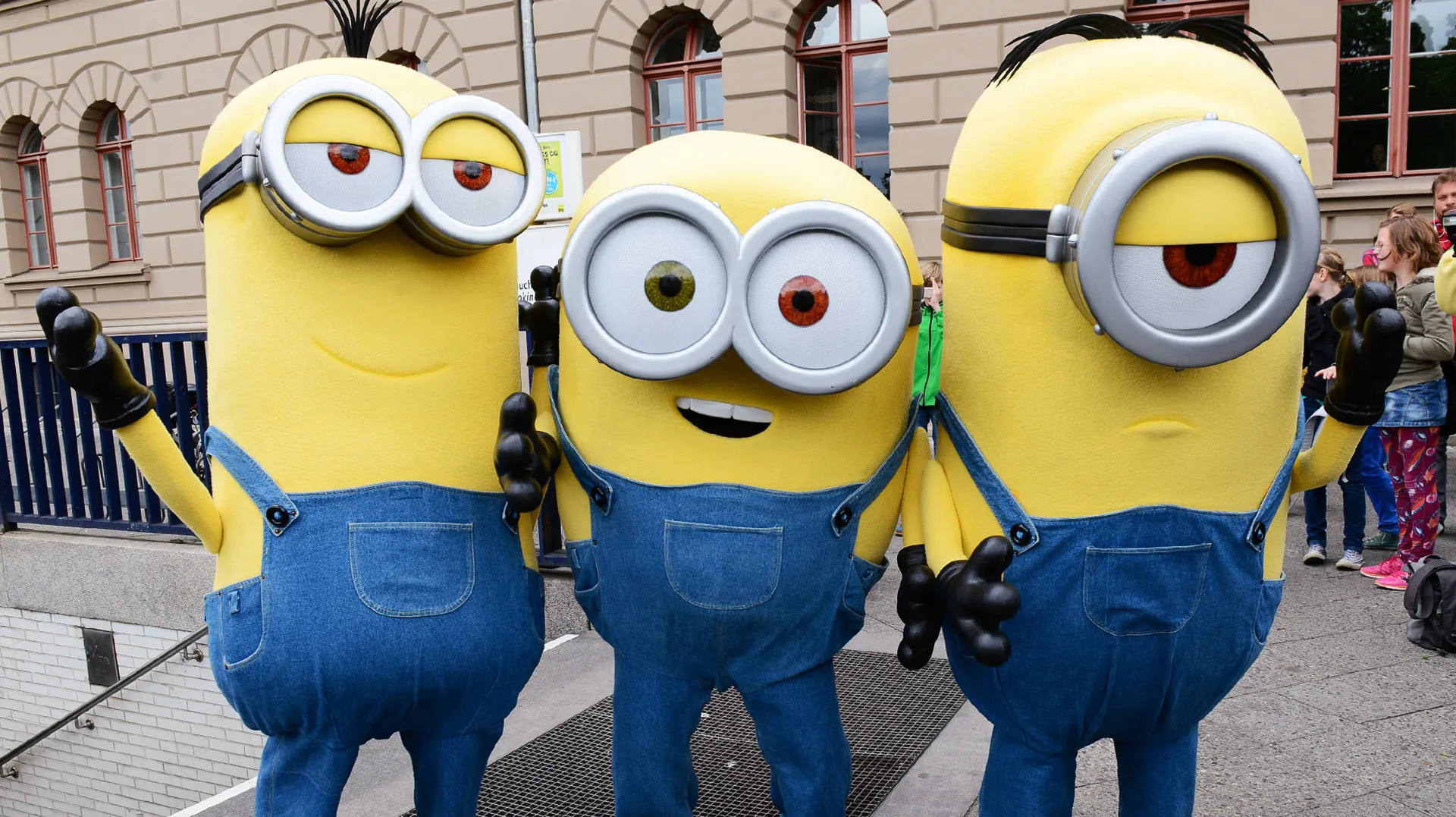 minion costume diy