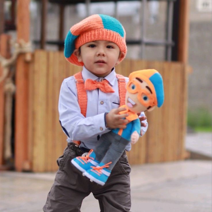 blippi costume