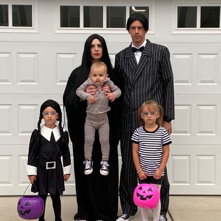 addams family costume
