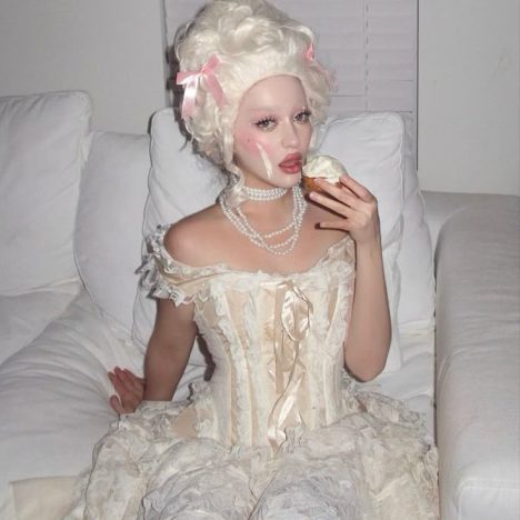 marie antoinette costume