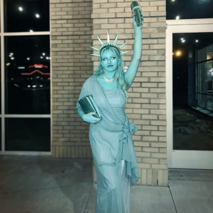 statue of liberty costume