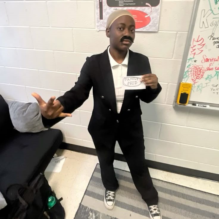 steve harvey costume
