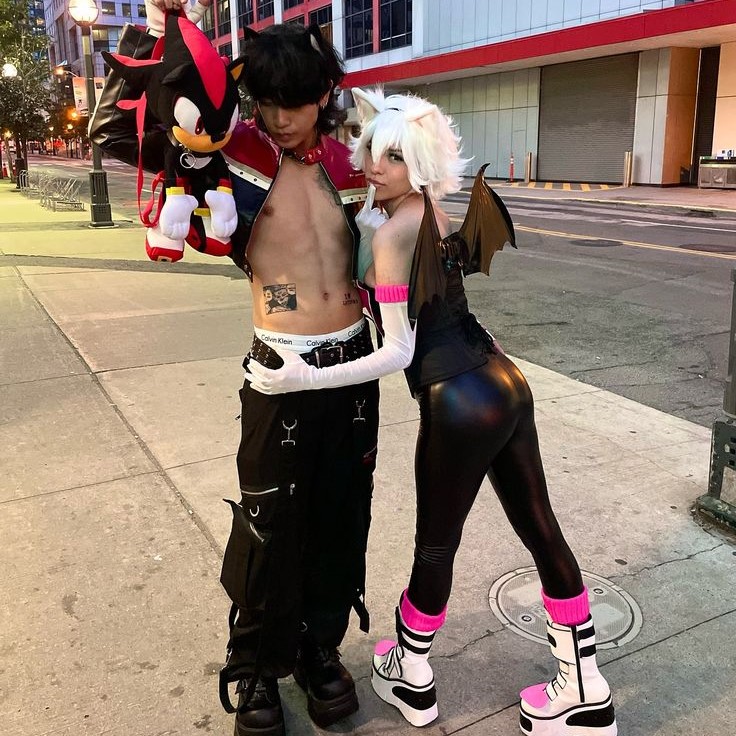 shadow the hedgehog costume