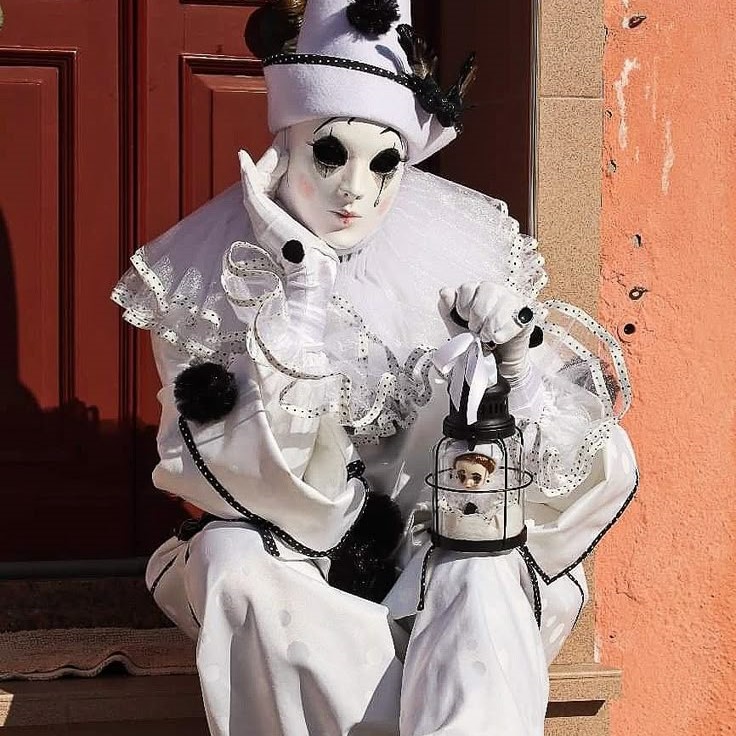 pierrot clown costume