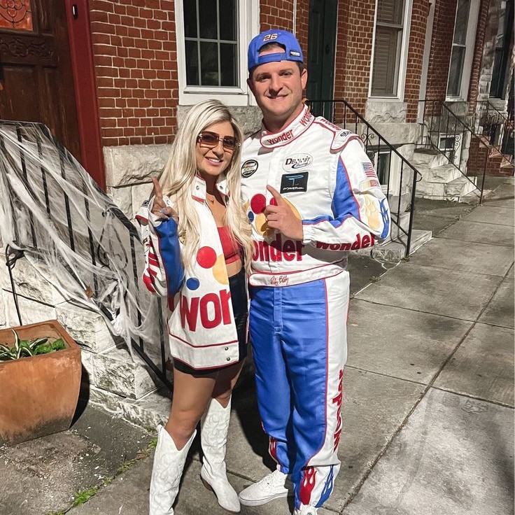 carley bobby costume