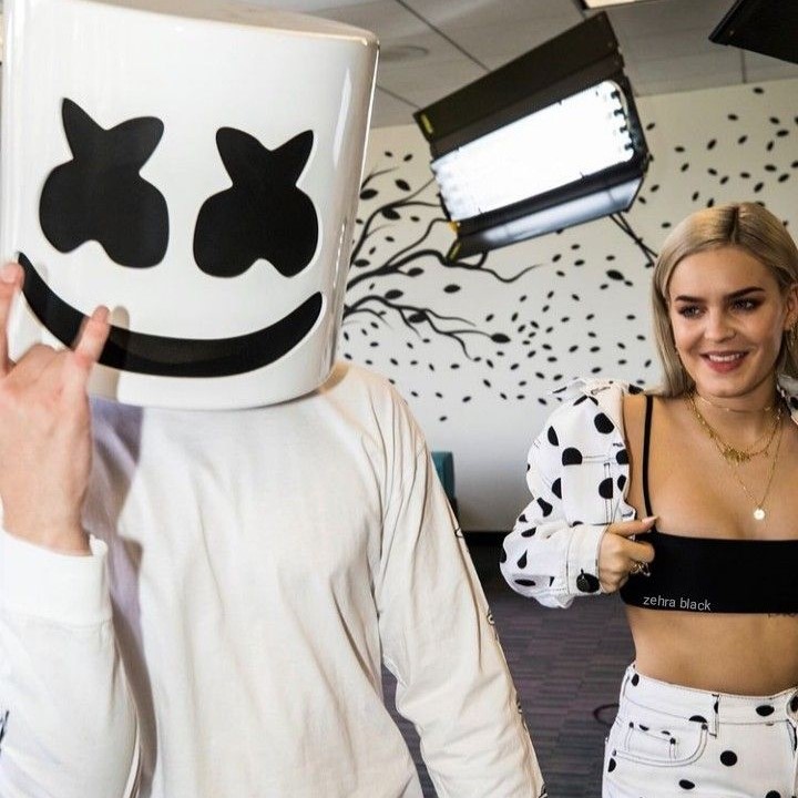 marshmello costume