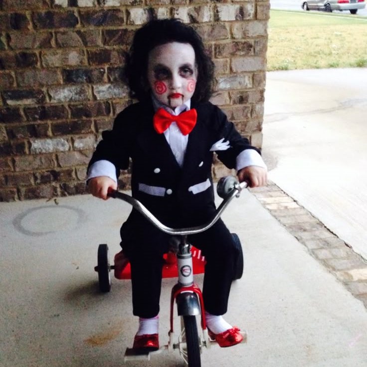 saw costume