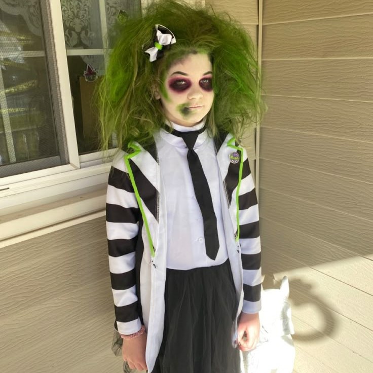 girl beetlejuice costume