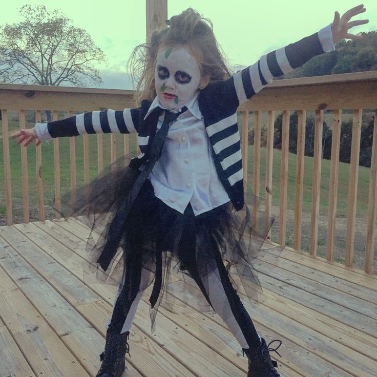 girl beetlejuice costume