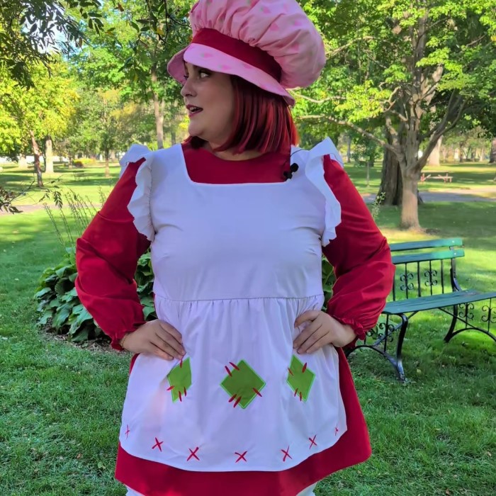 strawberry shortcake halloween costume