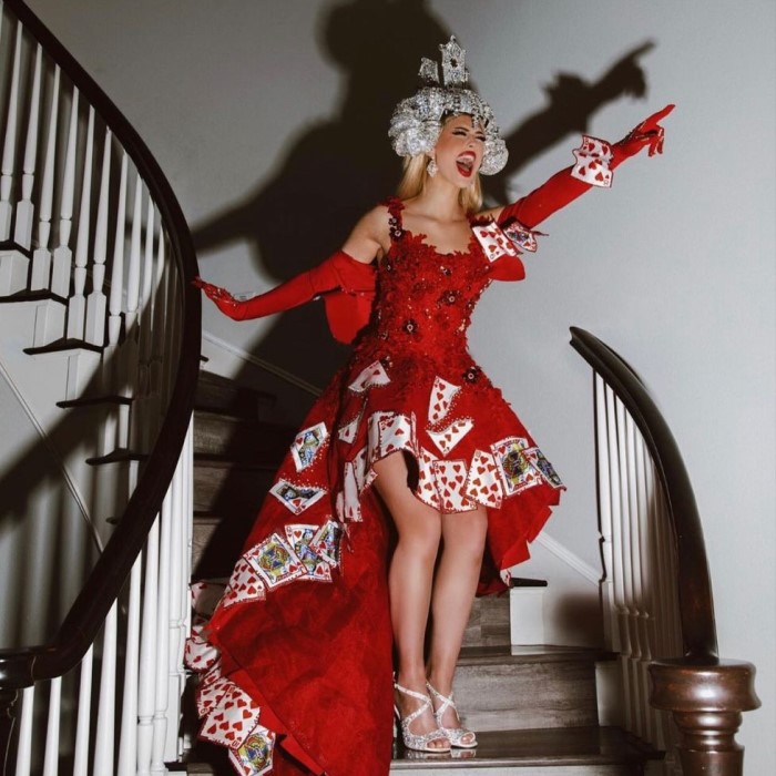 queen of hearts halloween costume