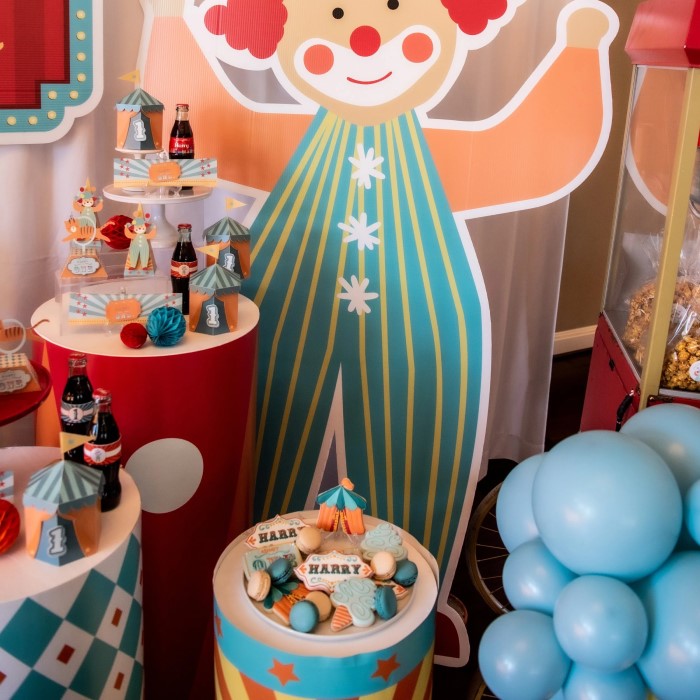 circus birthday party supplies