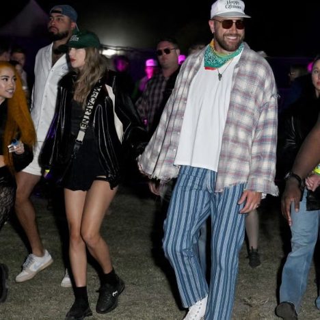 travis kelce costume