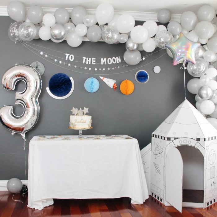 space birthday party supplies