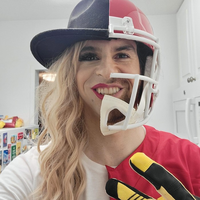 travis kelce costume