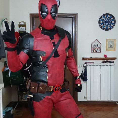 realistic deadpool costume