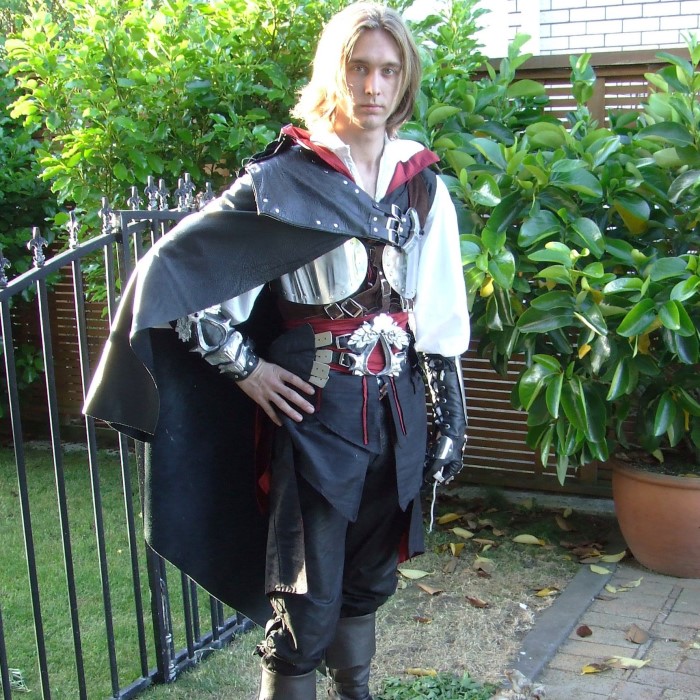 assassin's creed costume