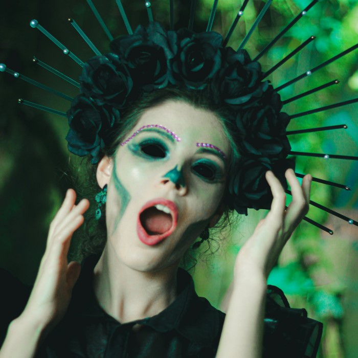 black dress halloween costume
