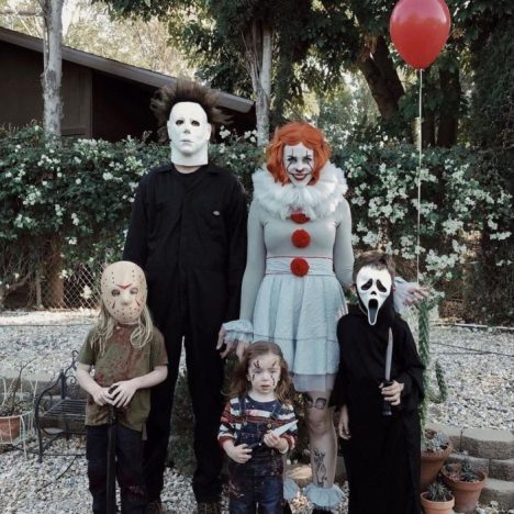 family halloween costumes