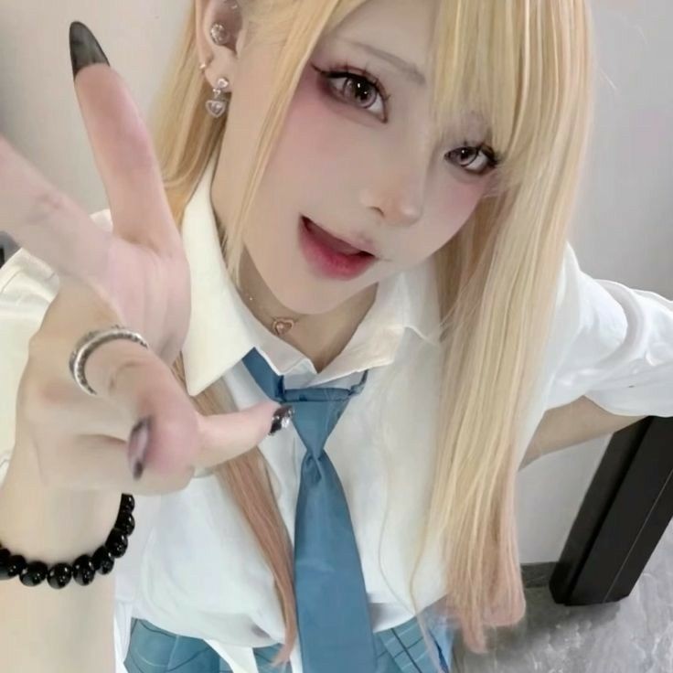 marin kitagawa cosplay