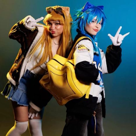tails cosplay