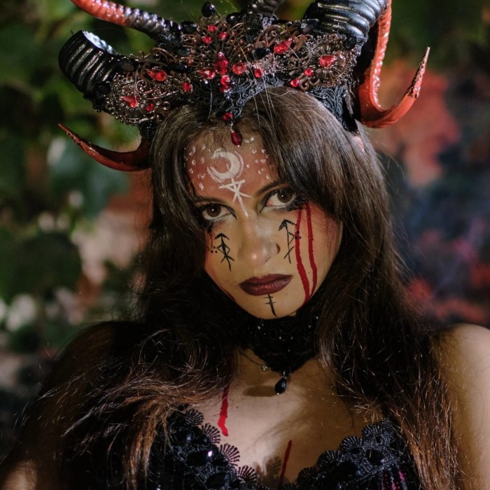 succubus cosplay