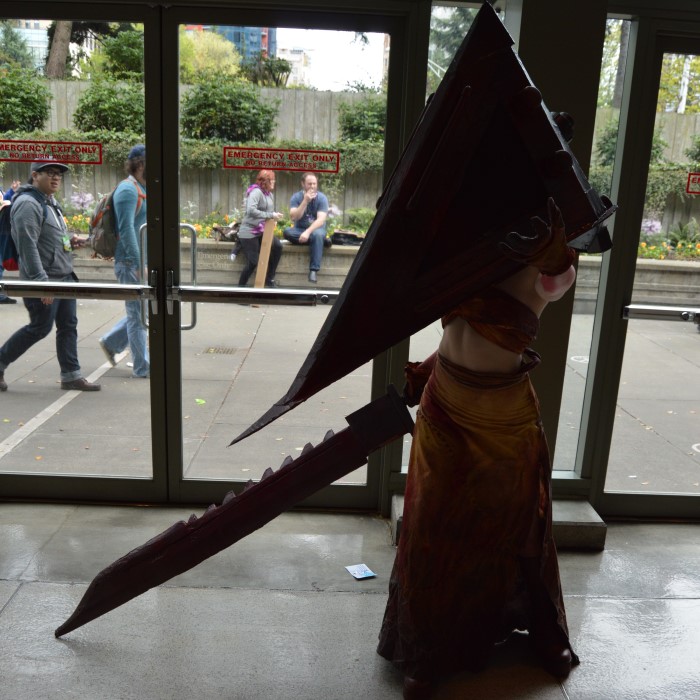 pyramid head cosplay