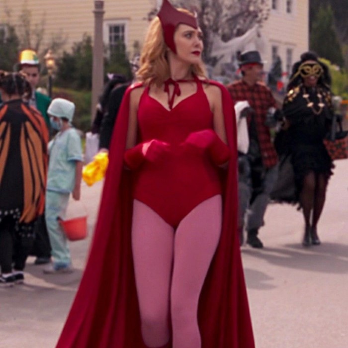 scarlet witch cosplay