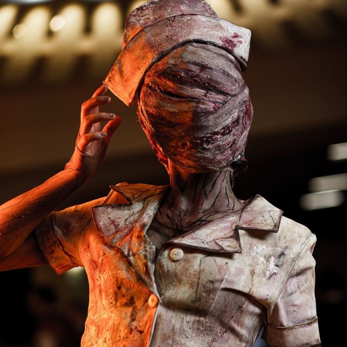 silent hill nurse cosplay