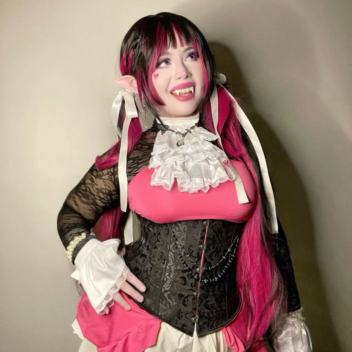 draculaura cosplay