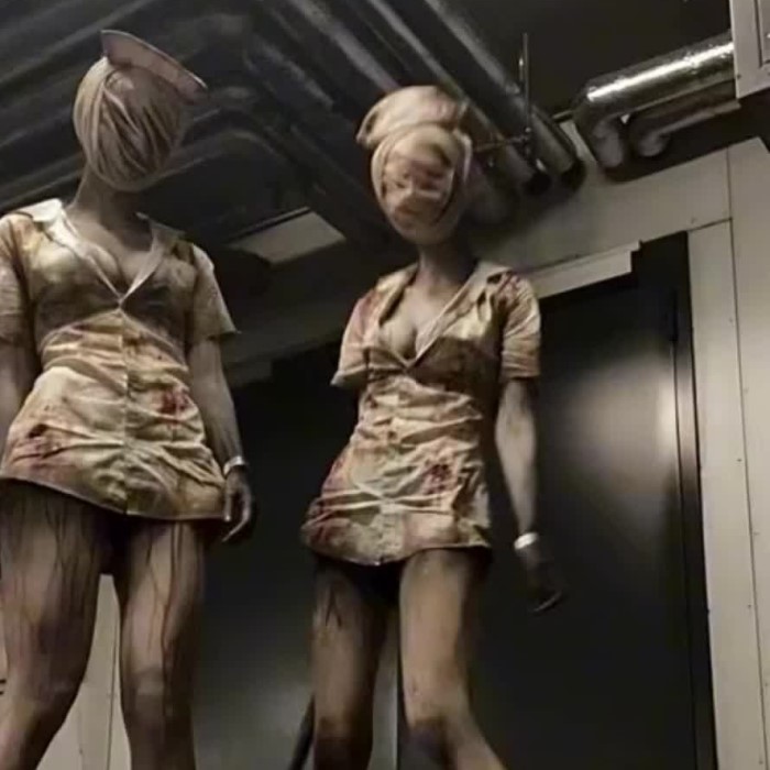 silent hill nurse cosplay