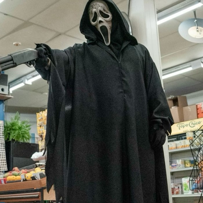 ghostface cosplay
