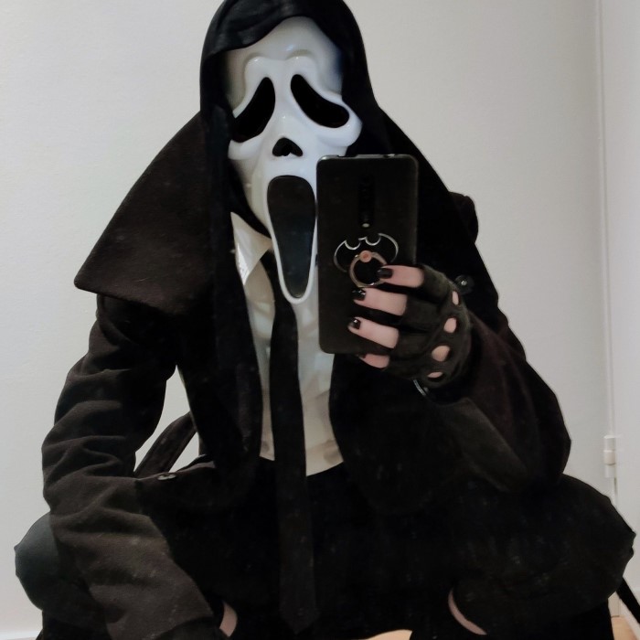 ghostface cosplay