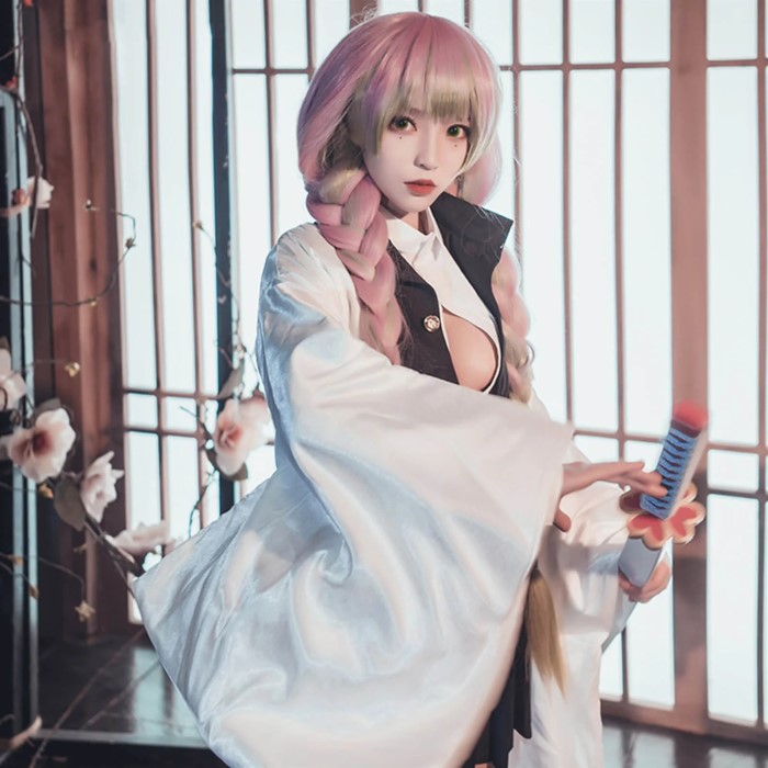 mitsuri kanroji cosplay