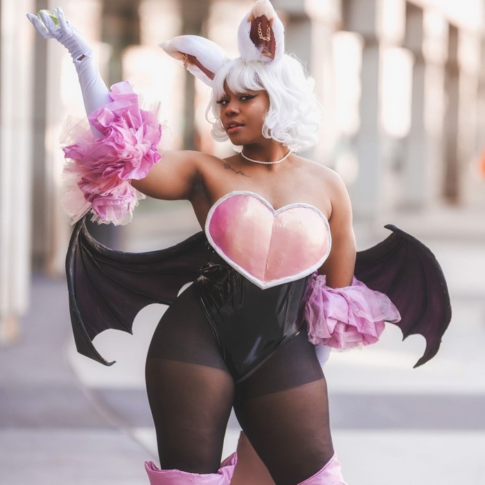 rouge the bat cosplay