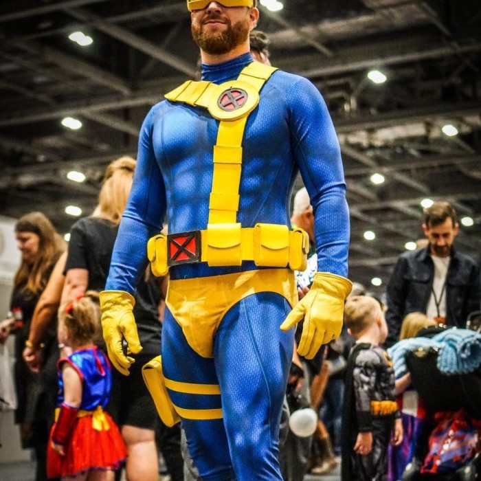 cyclops cosplay
