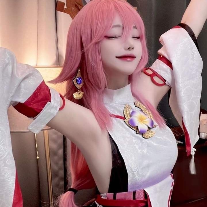yae miko cosplay