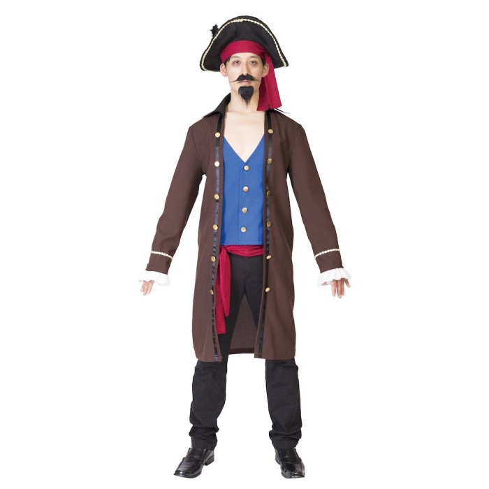 pirate cosplay