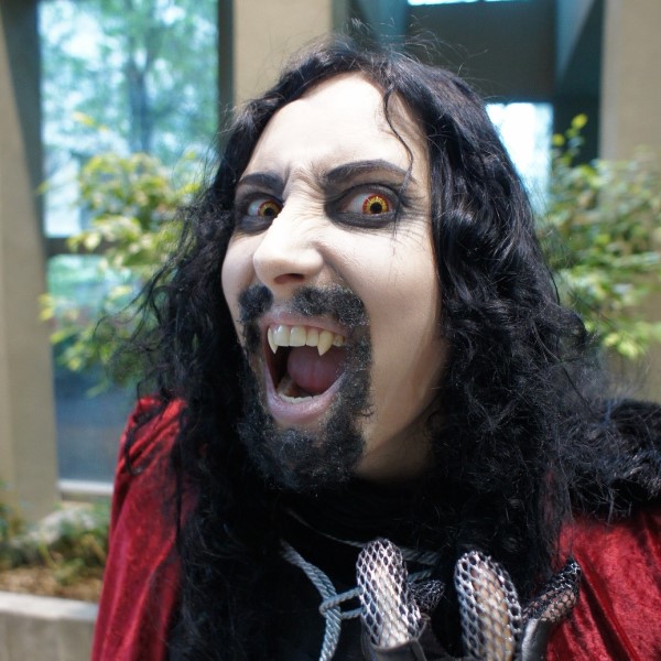 alucard cosplay