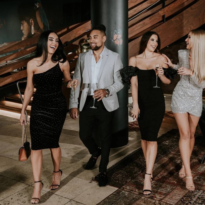 office christmas party outfit