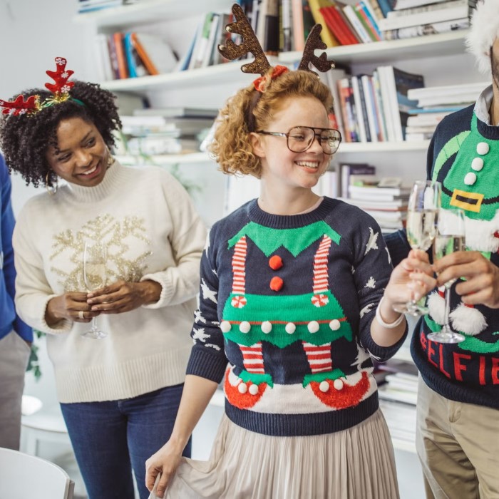 christmas party outfit themes