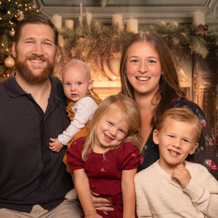 christmas photoshoot outfit ideas