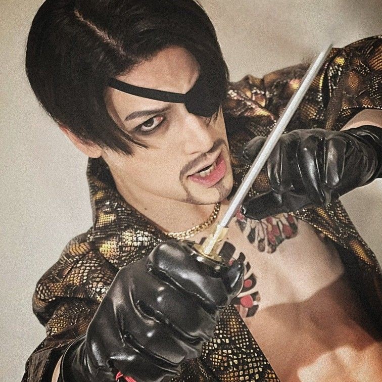 goro majima cosplay