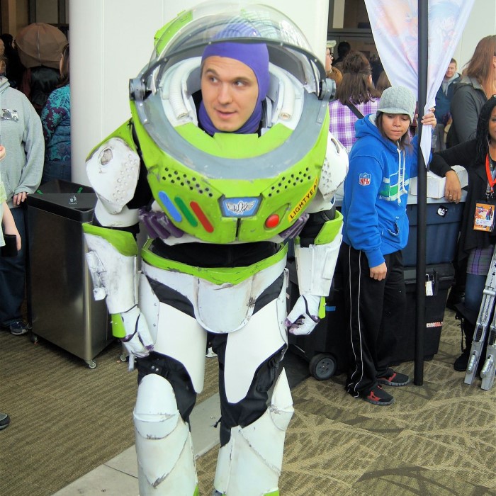 buzz lightyear cosplay