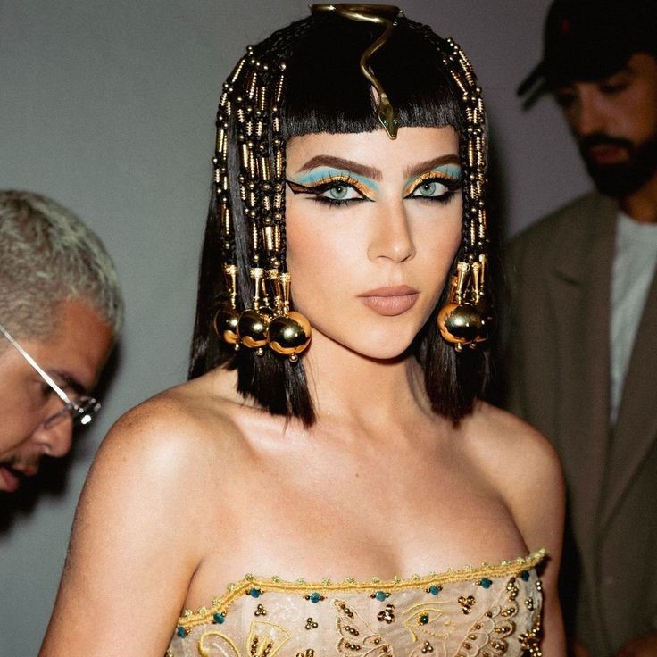 cleopatra cosplay
