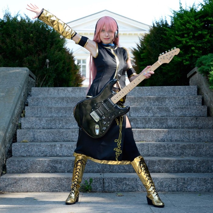 megurine luka cosplay