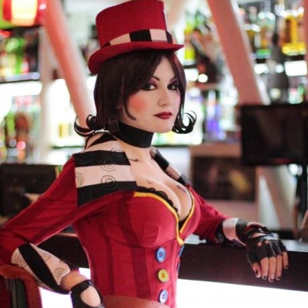 mad moxxi cosplay