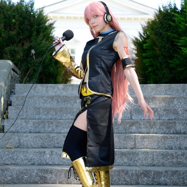 megurine luka cosplay