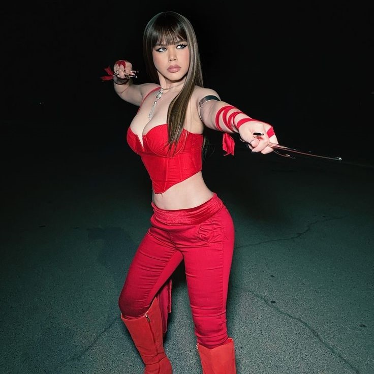 elektra cosplay