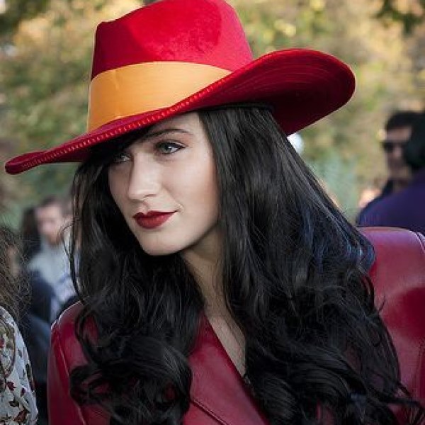 carmen sandiego cosplay